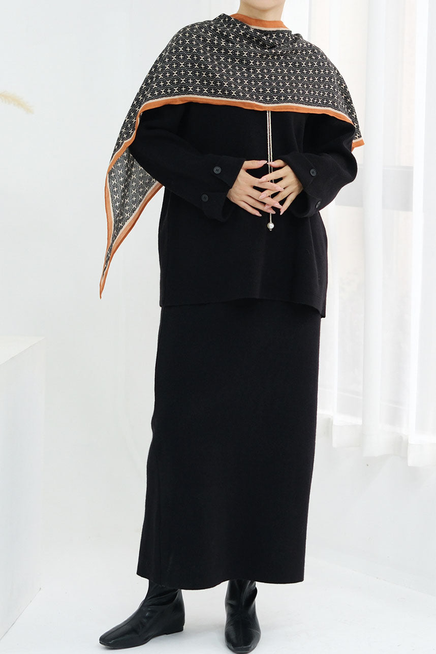 Serenya Thick-Knit Two-Piece Modest Set WDM005 – Black