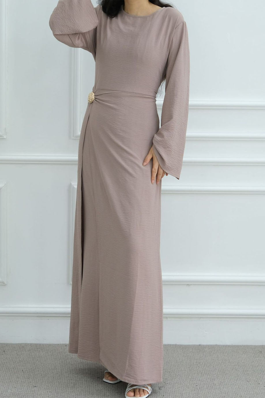 Velora Elegant Ruched Maxi Dress Abaya 1077 – Dusty Rose Velora Elegant Ruched Maxi Dress Abaya 1077 – Dusty Rose