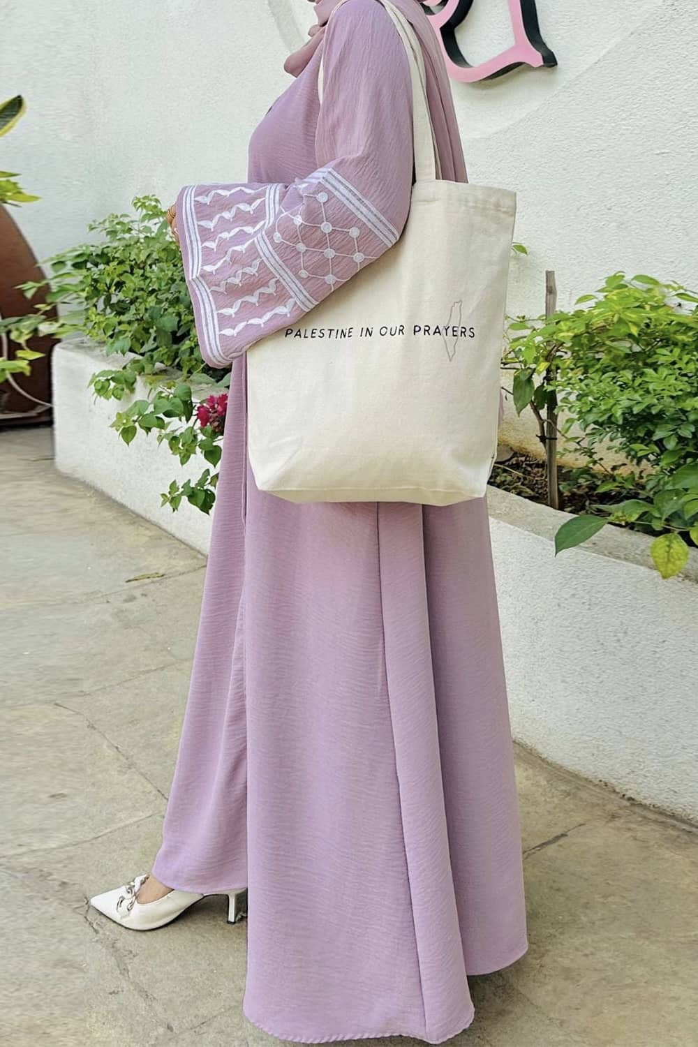 Insha Keffiyeh Inspired Peace Dove Pattern Embroidery Modest Open Abaya with belt 776-Pink - Meliza