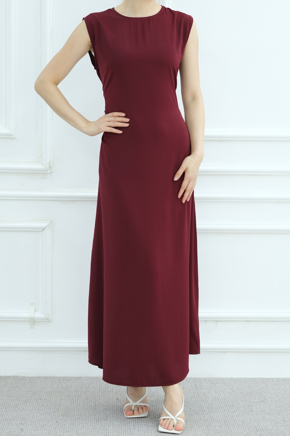Meher Solid Nida Sleeveless Inner Abaya 1003 - Wine
