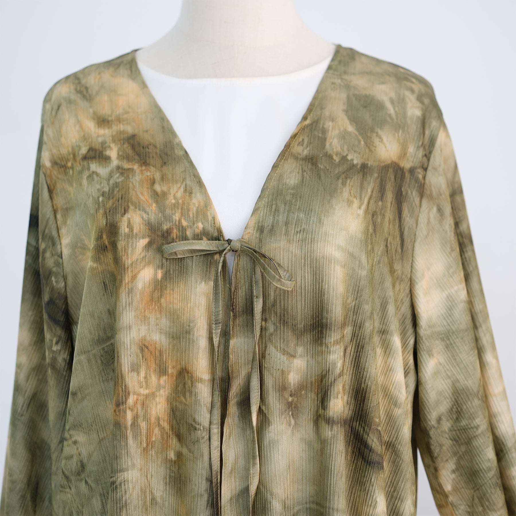 Tie-dye pleated floral lace-up cardigan LR1121