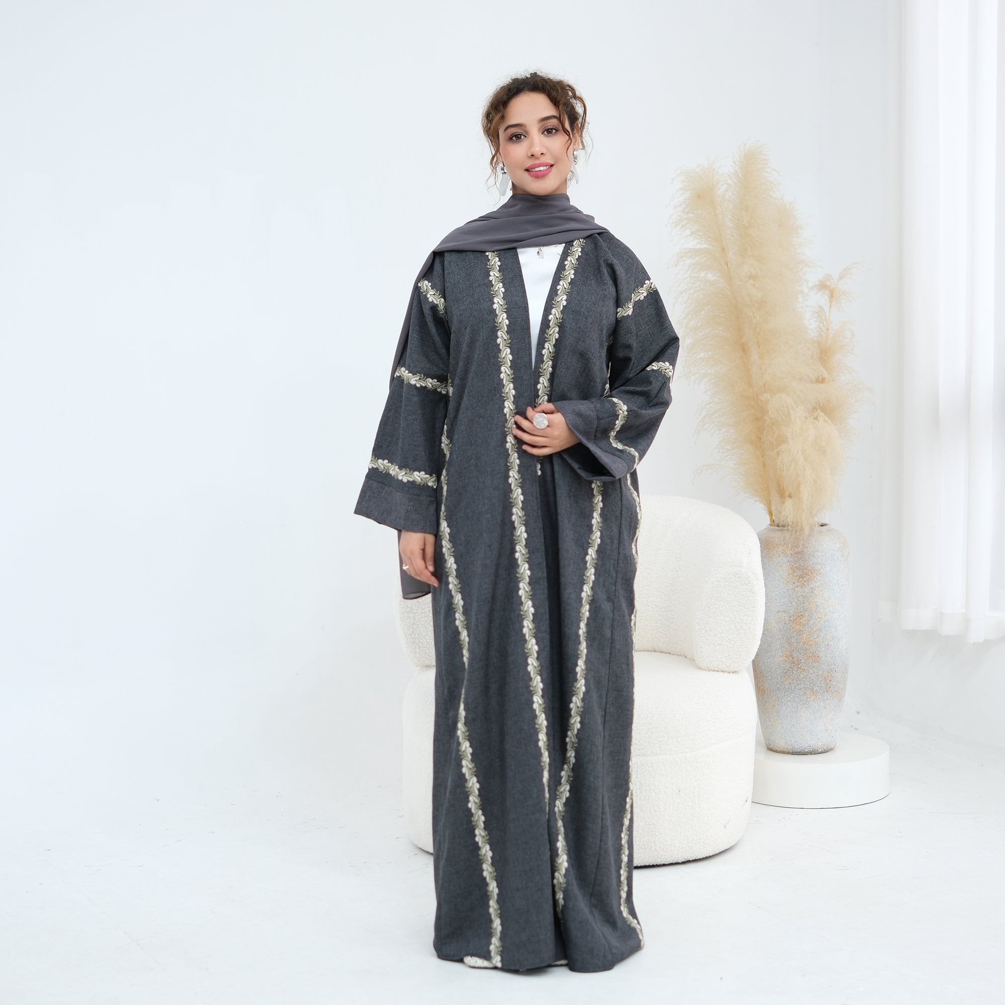 Exquisite large-size embroidered cardigan LR1153headscarf-free