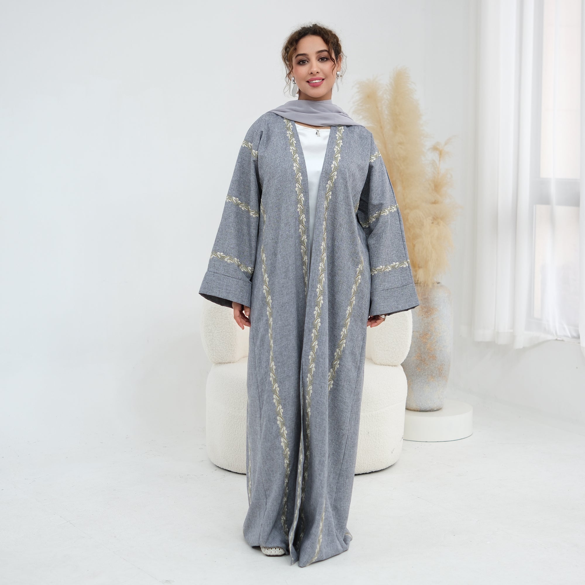 Exquisite large-size embroidered cardigan LR1153headscarf-free