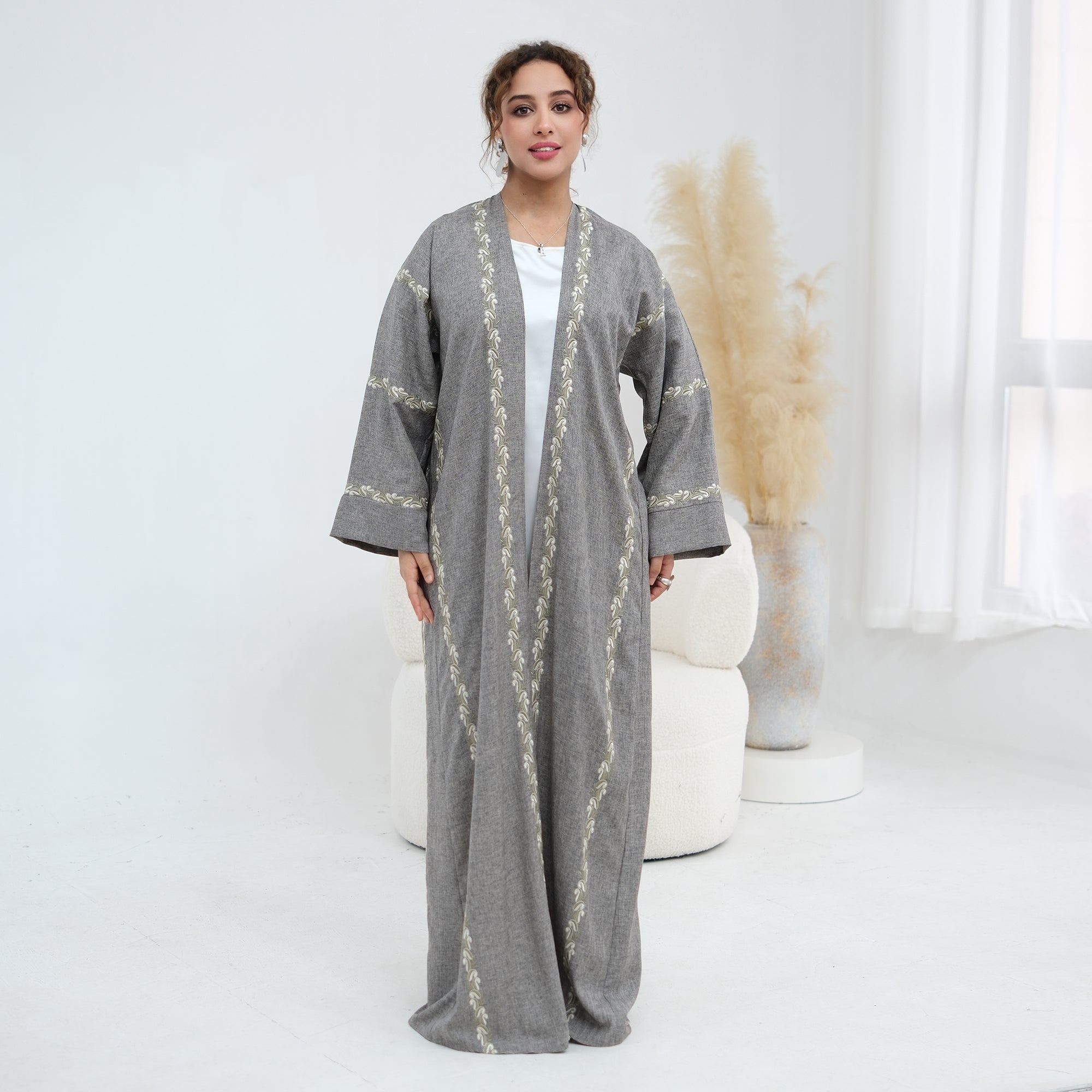Exquisite large-size embroidered cardigan LR1153headscarf-free