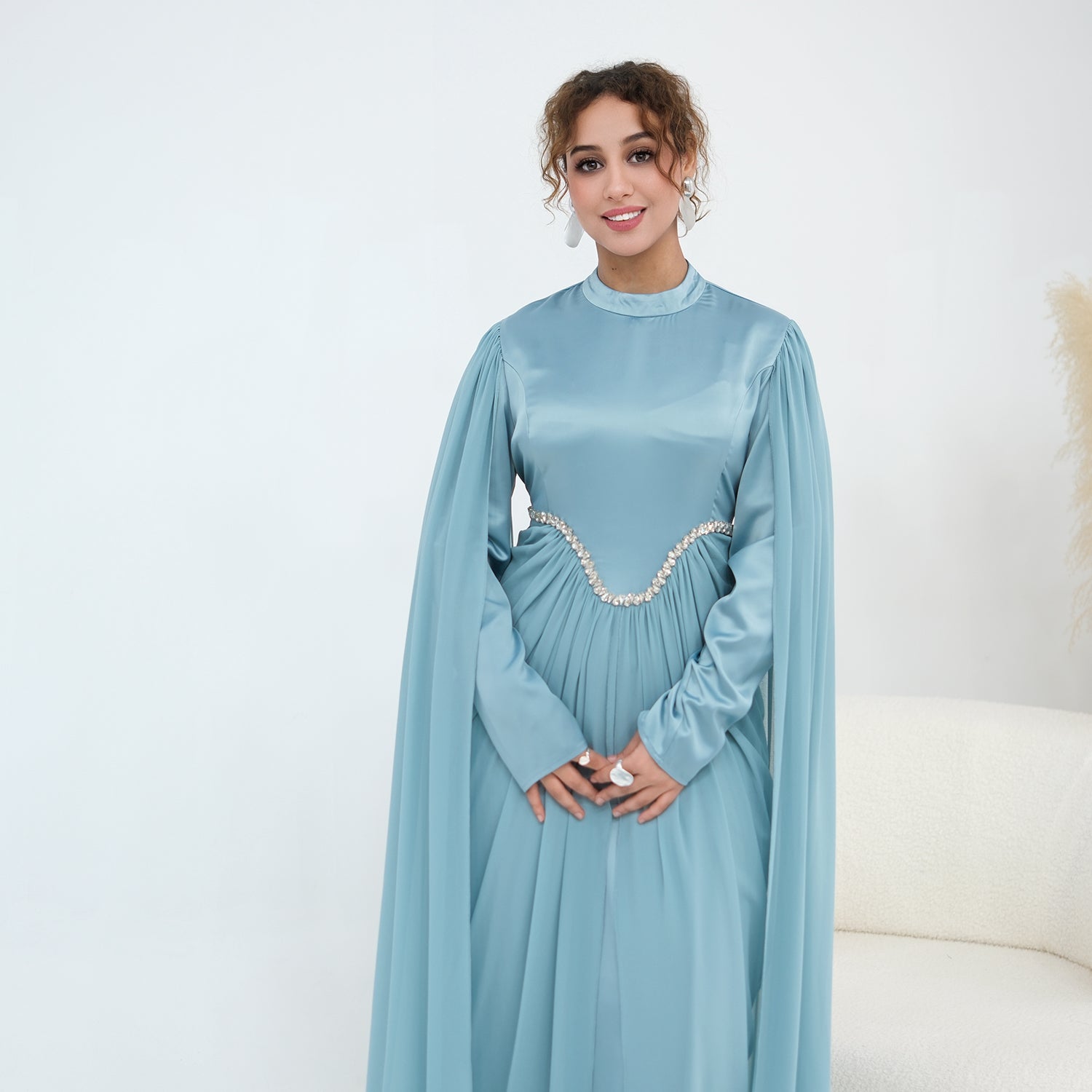 Long-sleeved dress with small high collar and diamond embellishment LR1168