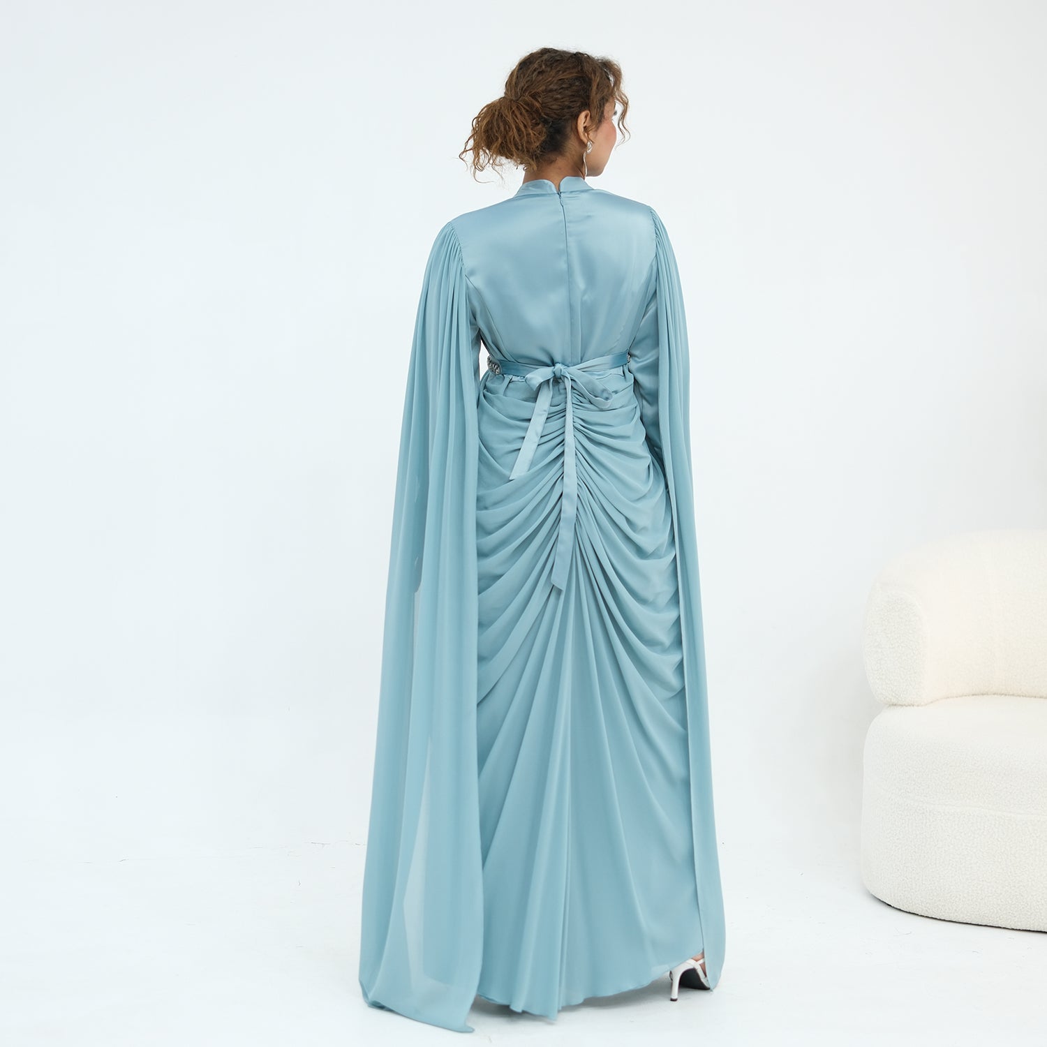 Long-sleeved dress with small high collar and diamond embellishment LR1168
