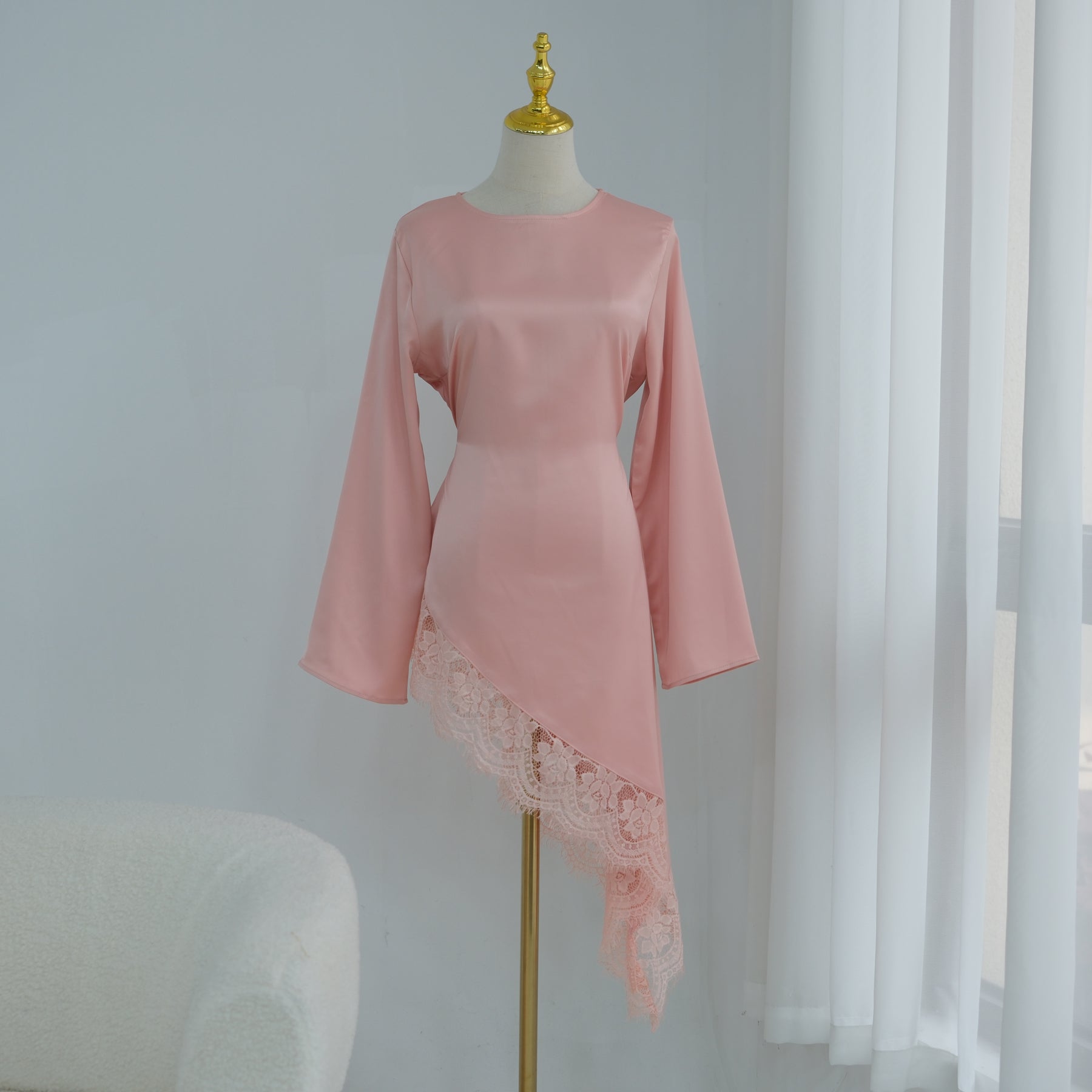 Large-size long-sleeved fashion lace patchwork long top LR1180