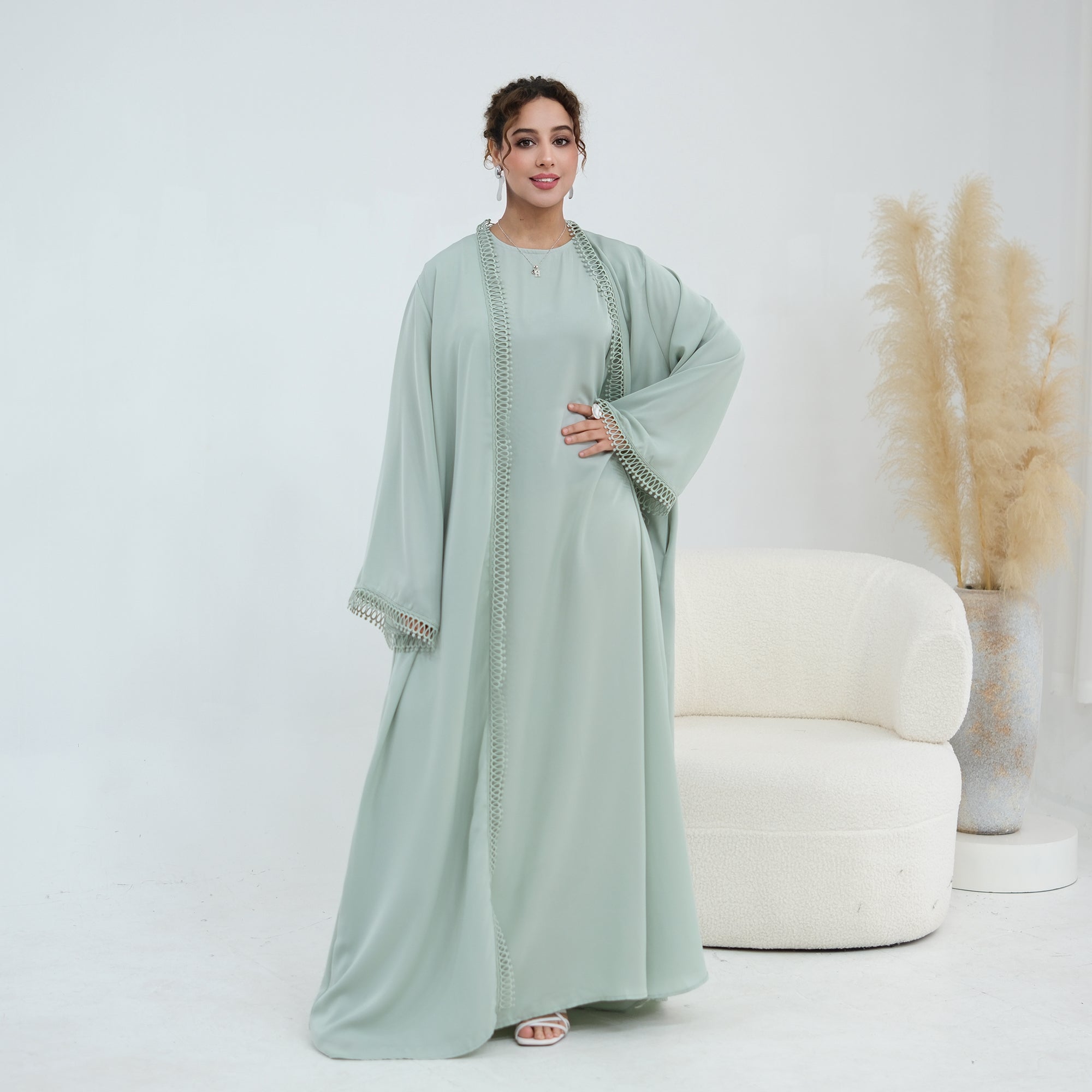 Stylish large-size lace-trimmed cardigan + two-piece set LR1182 as an undergarment