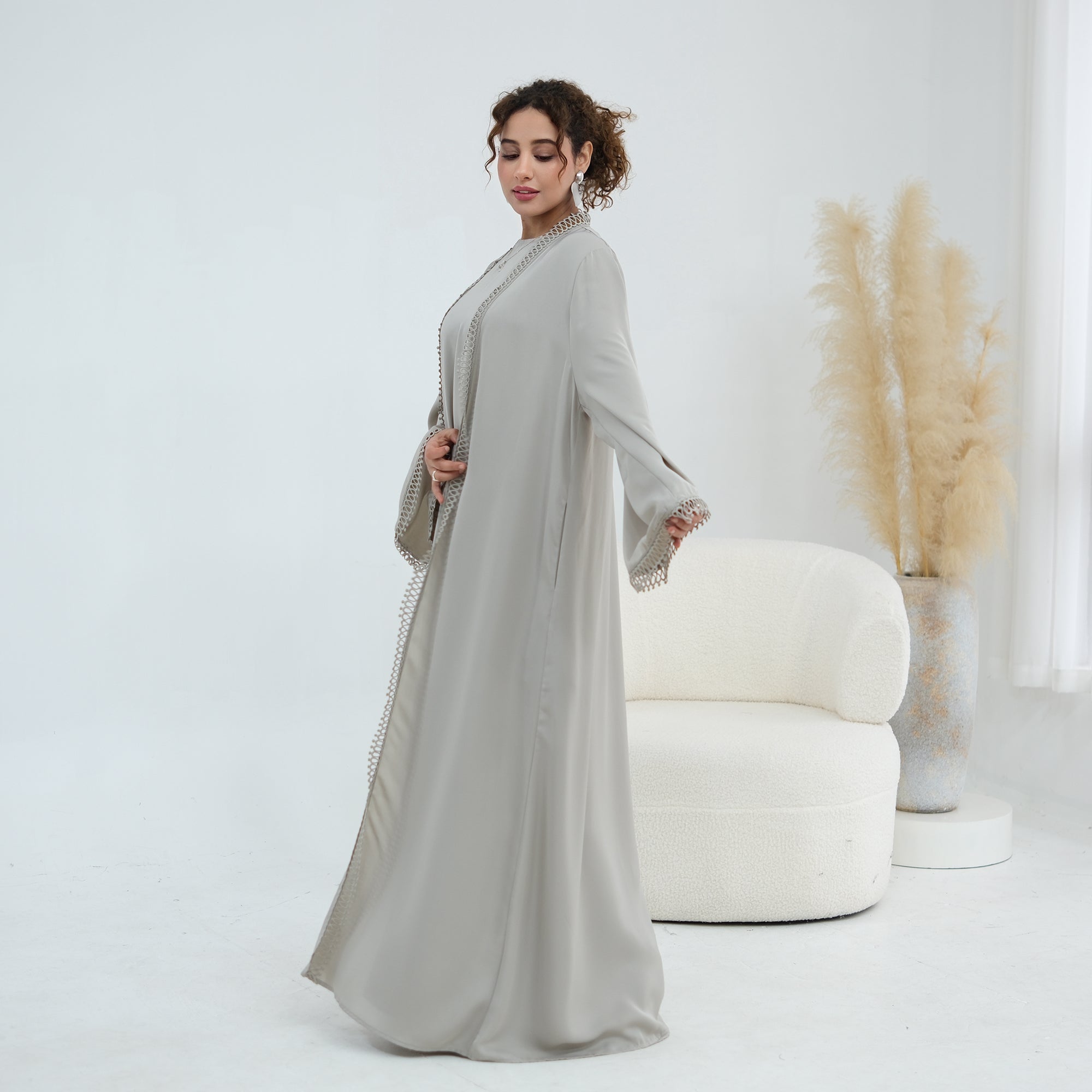 Stylish large-size lace-trimmed cardigan + two-piece set LR1182 as an undergarment