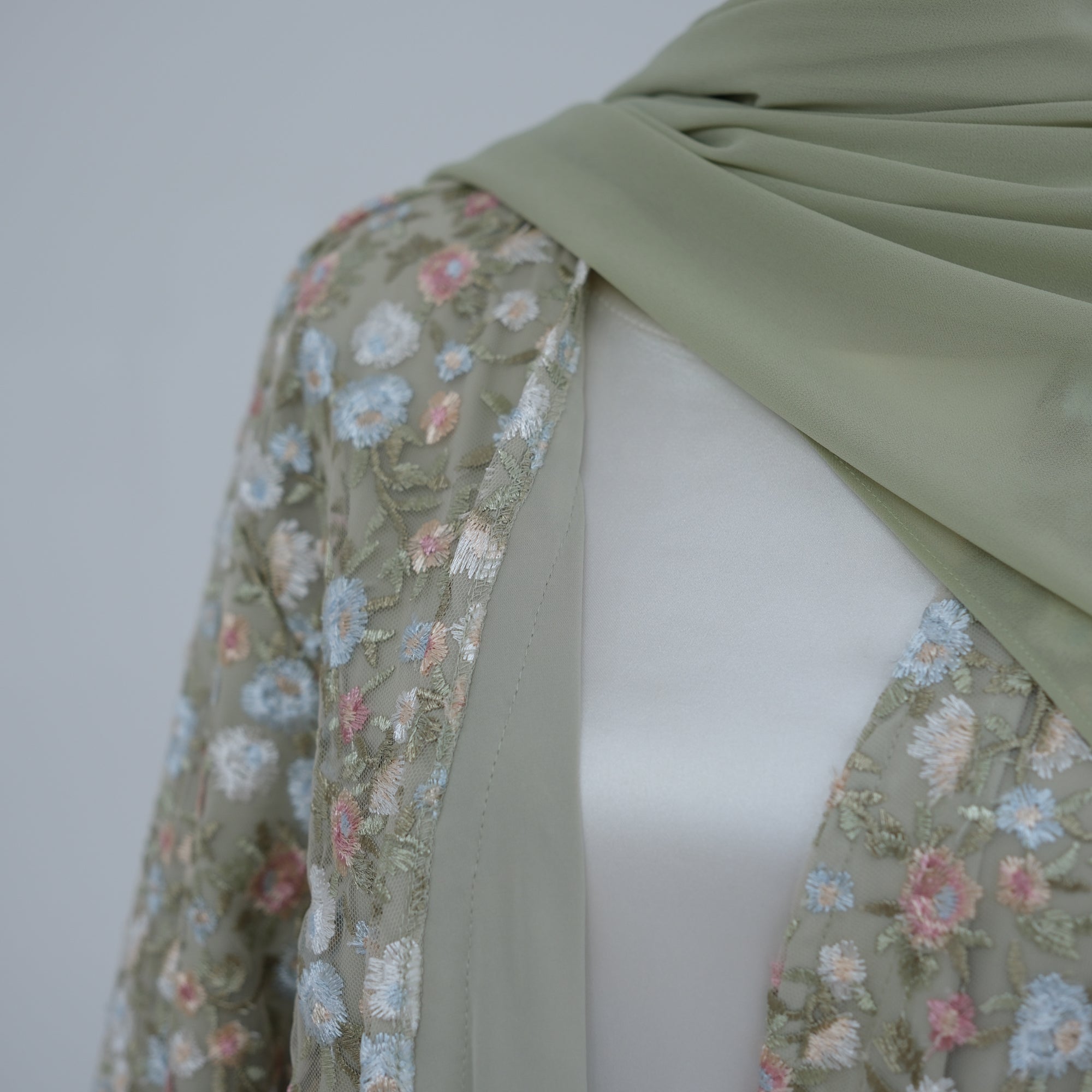 Large-size full-body floral embroidery double-layer cardigan + scarf LR1188