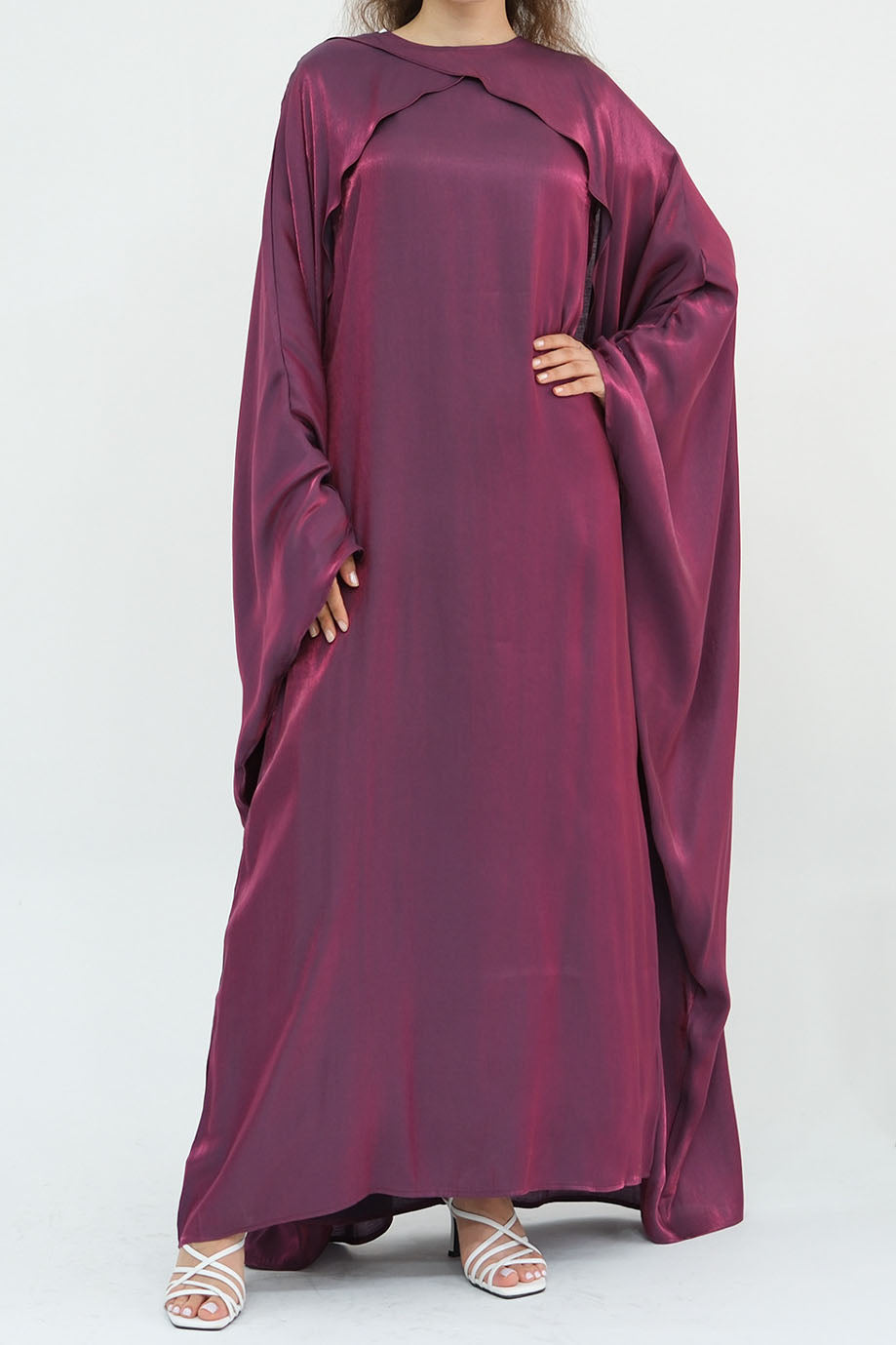 Solenne Pearl-Sheen Elegant Two-Piece Abaya 1028 – Berry Plum