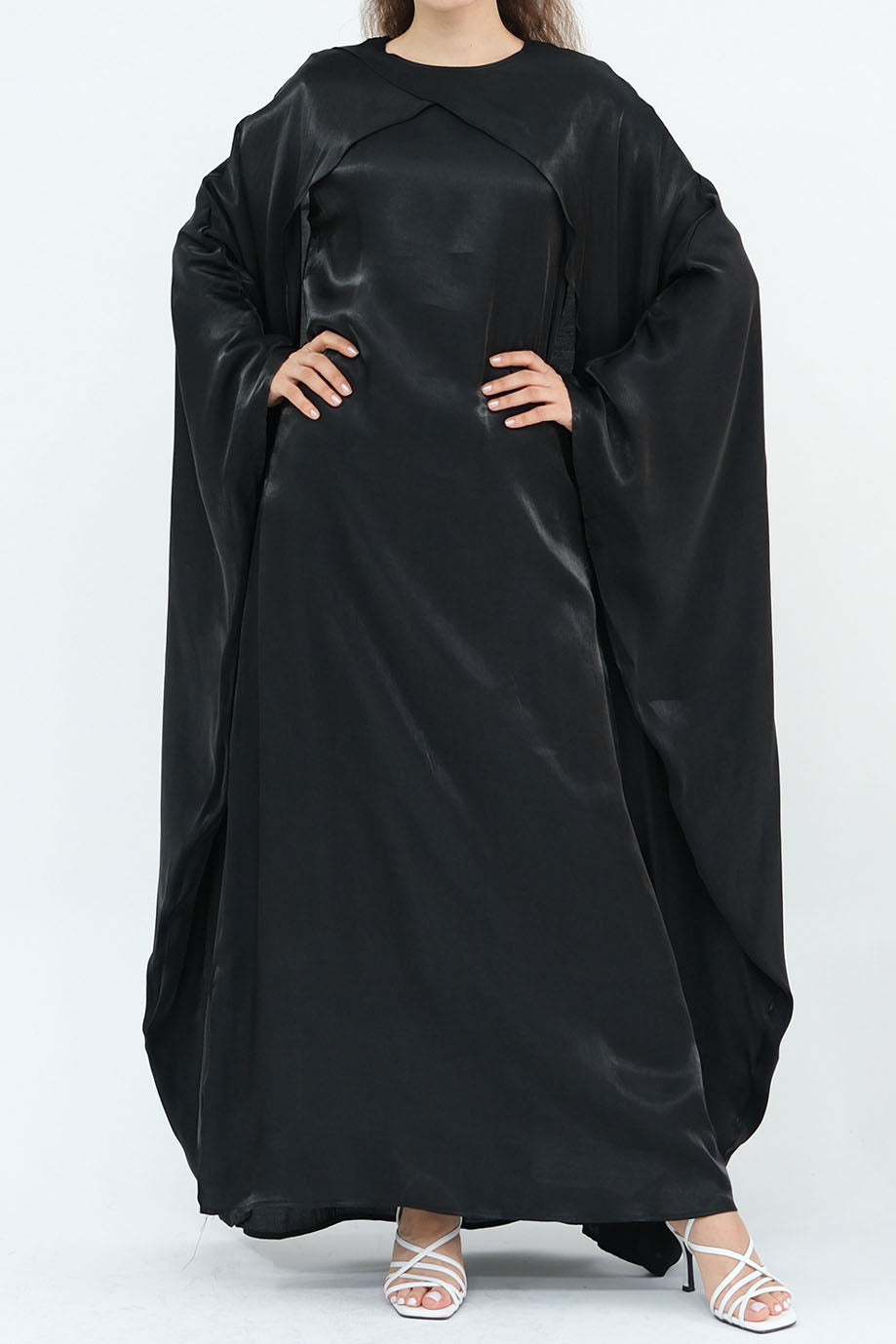 Solenne Pearl-Sheen Elegant Two-Piece Abaya 1028 – Classic Black