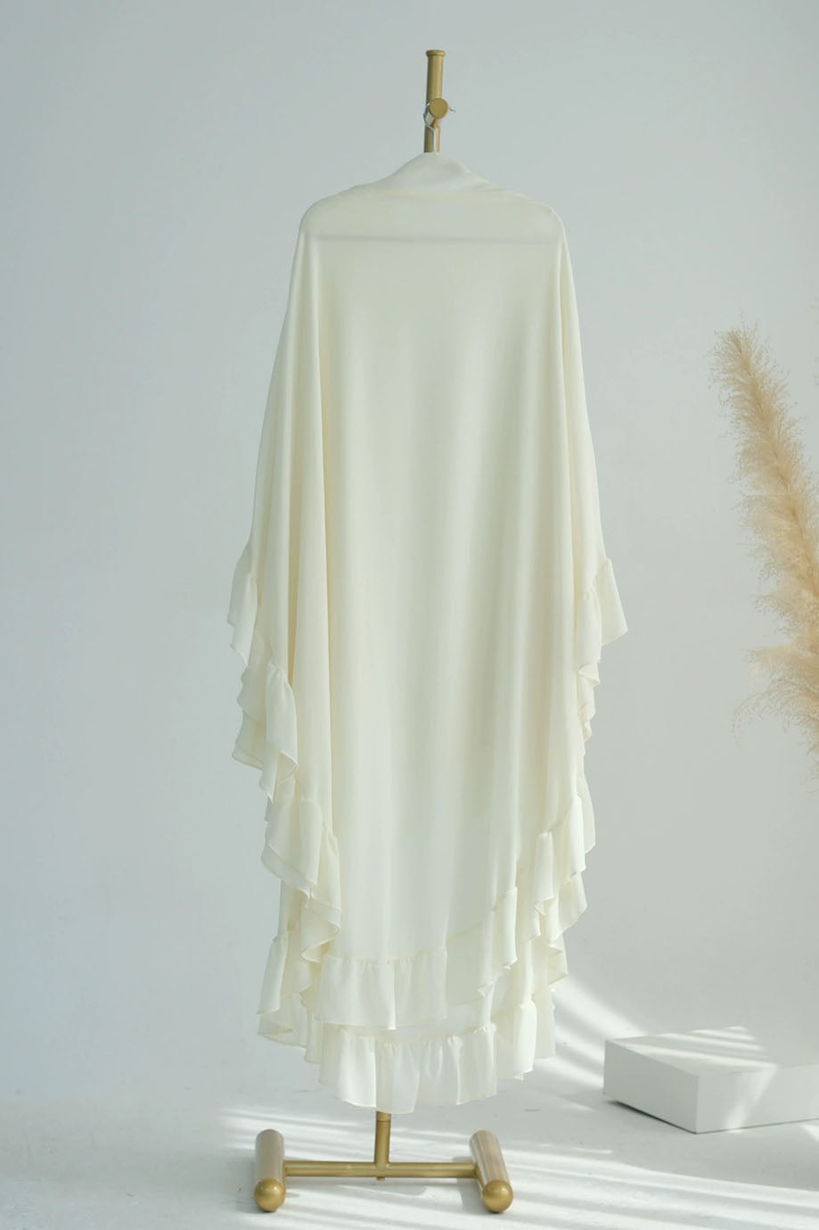 Double Layer Ruffle Maxi Hijab 926 – Beige