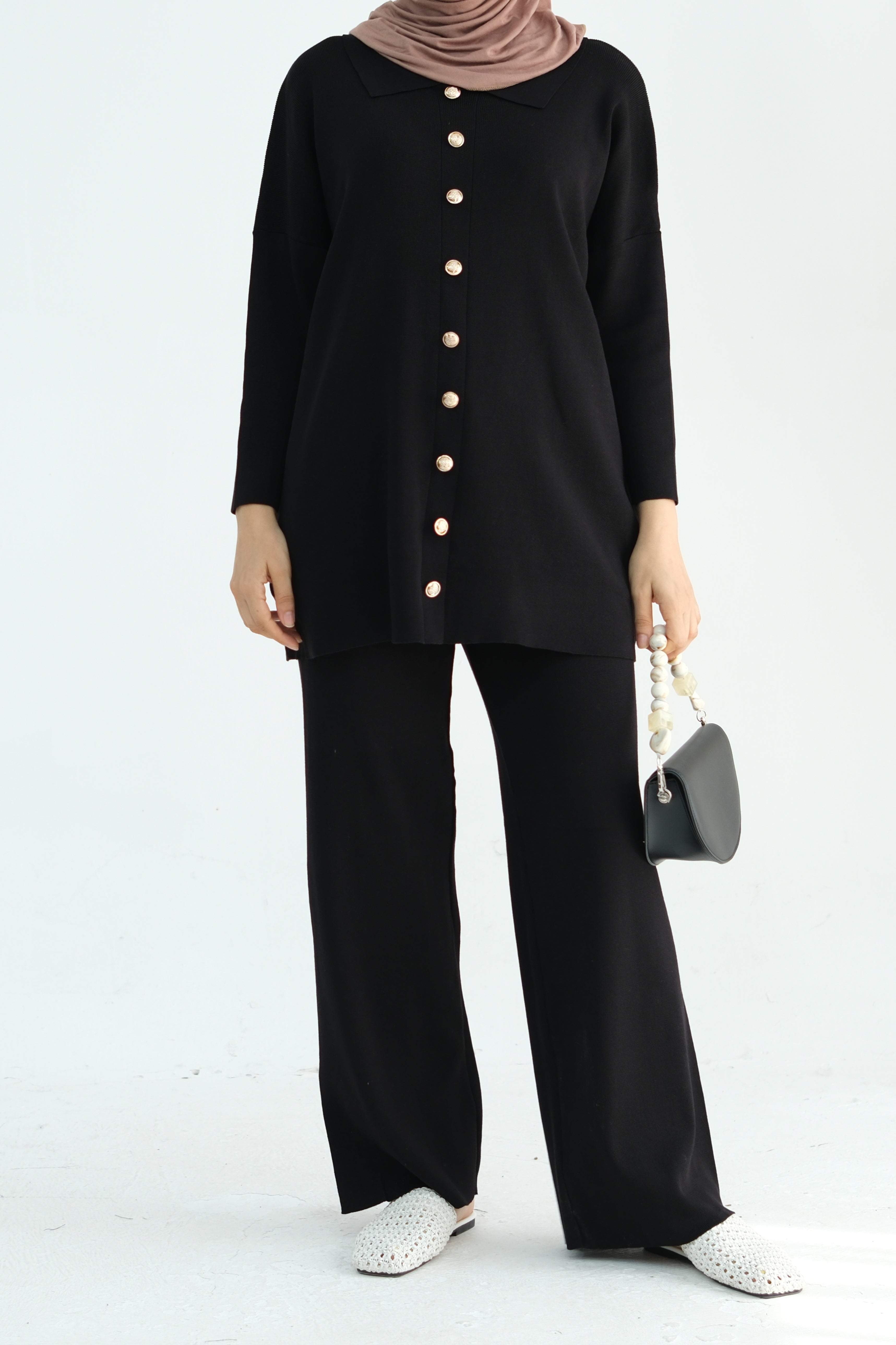 Inas Minimalist Buttoned Abaya Top and Pants Set 869- Black