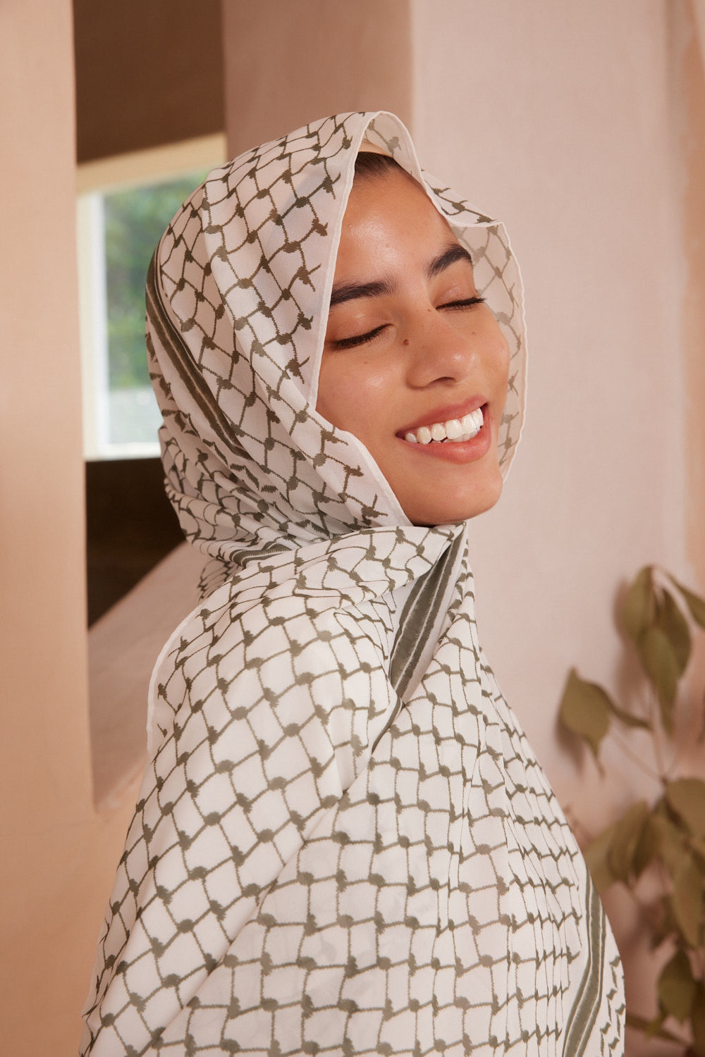 Keffiyeh Patterns Peace Dove Hijab 765 - Green