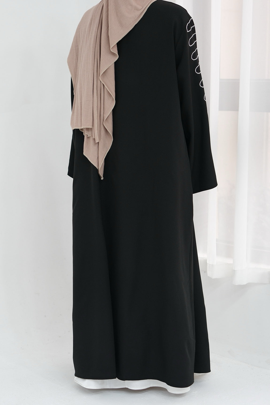 Olivia Embroidered Wave Edge Open Abaya 887 - Black