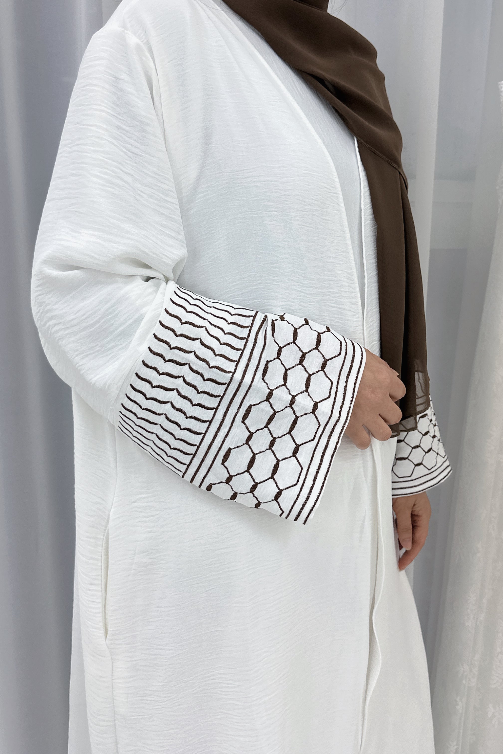 NEW Danya Keffiyeh Inspired  Peace Dove Pattern Embroidery Modest Open Abaya 768 - Coffee