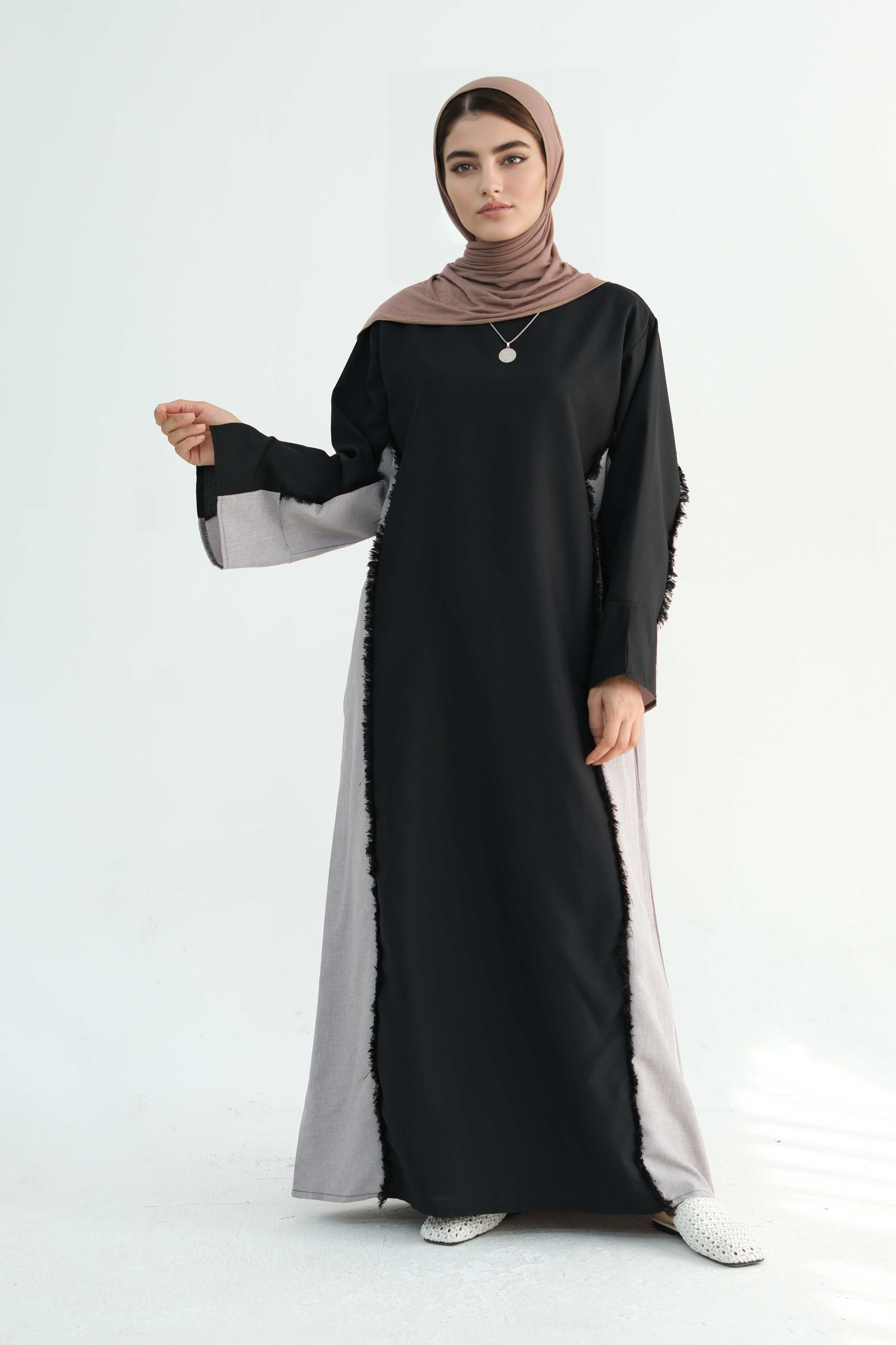 Yumna Two-Tone Fringe Trim Abaya 897-Black