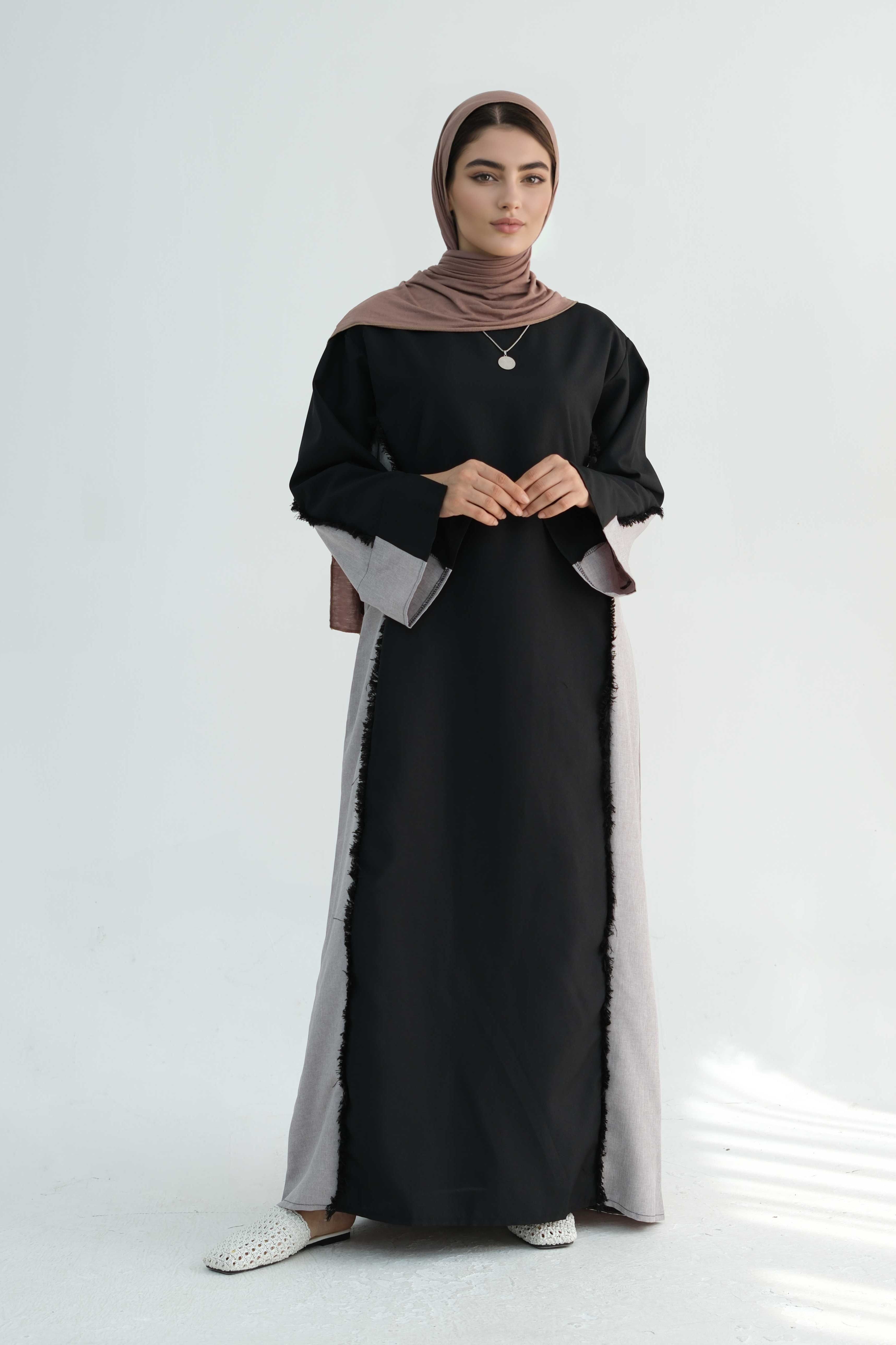 Yumna Two-Tone Fringe Trim Abaya 897-Black