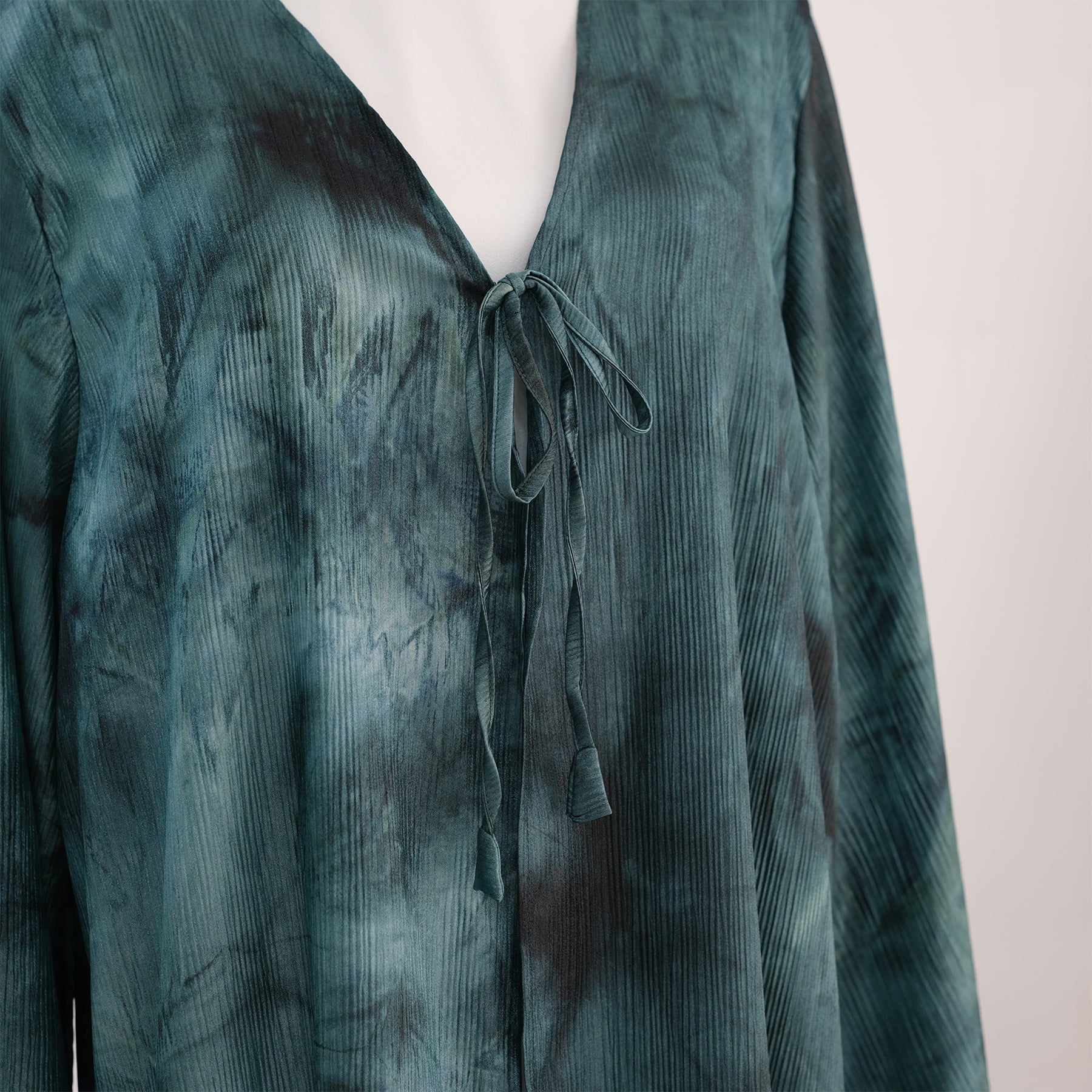 Tie-dye pleated floral lace-up cardigan LR1121