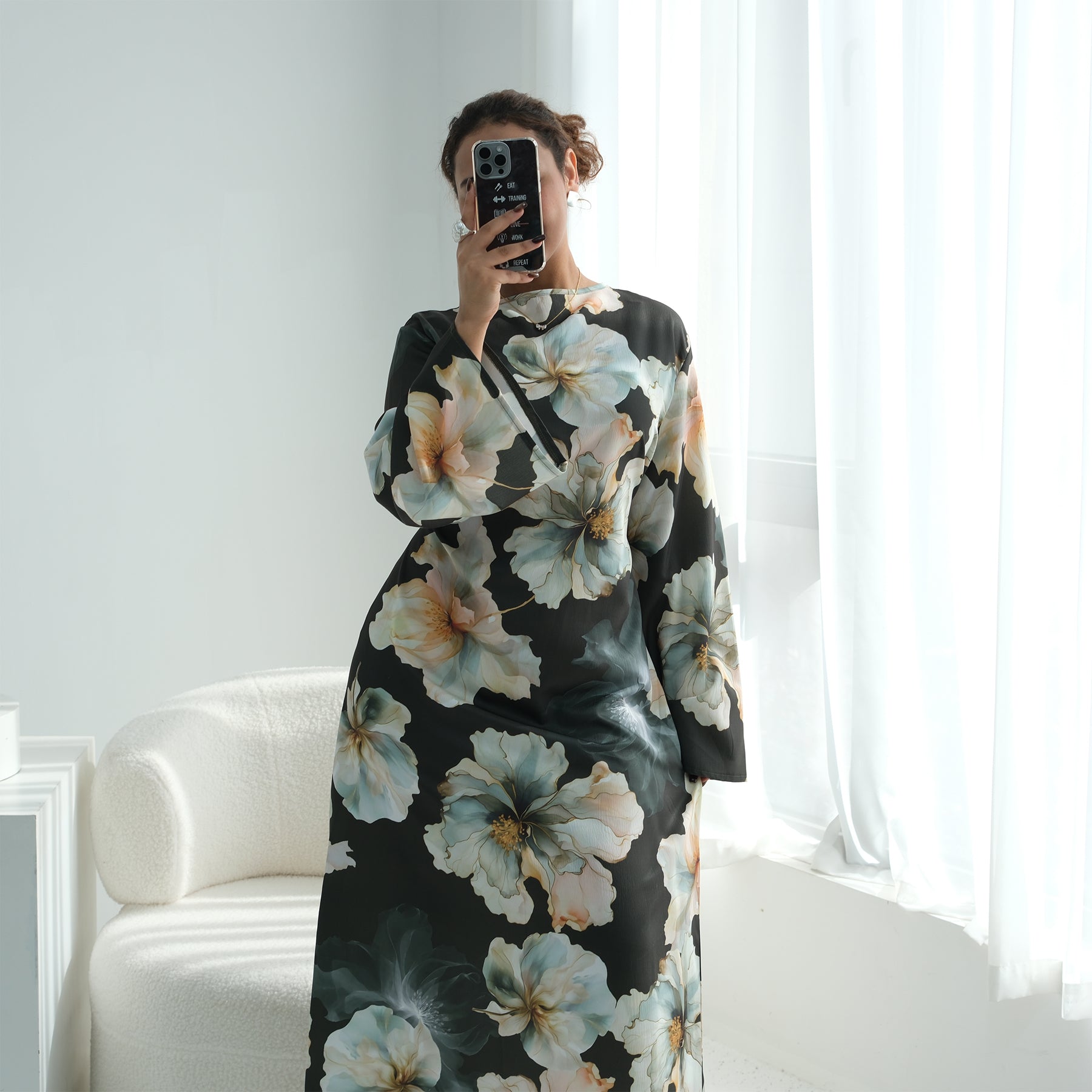 Fashionable European, American, and Middle Eastern floral-print dress/robe LR1123