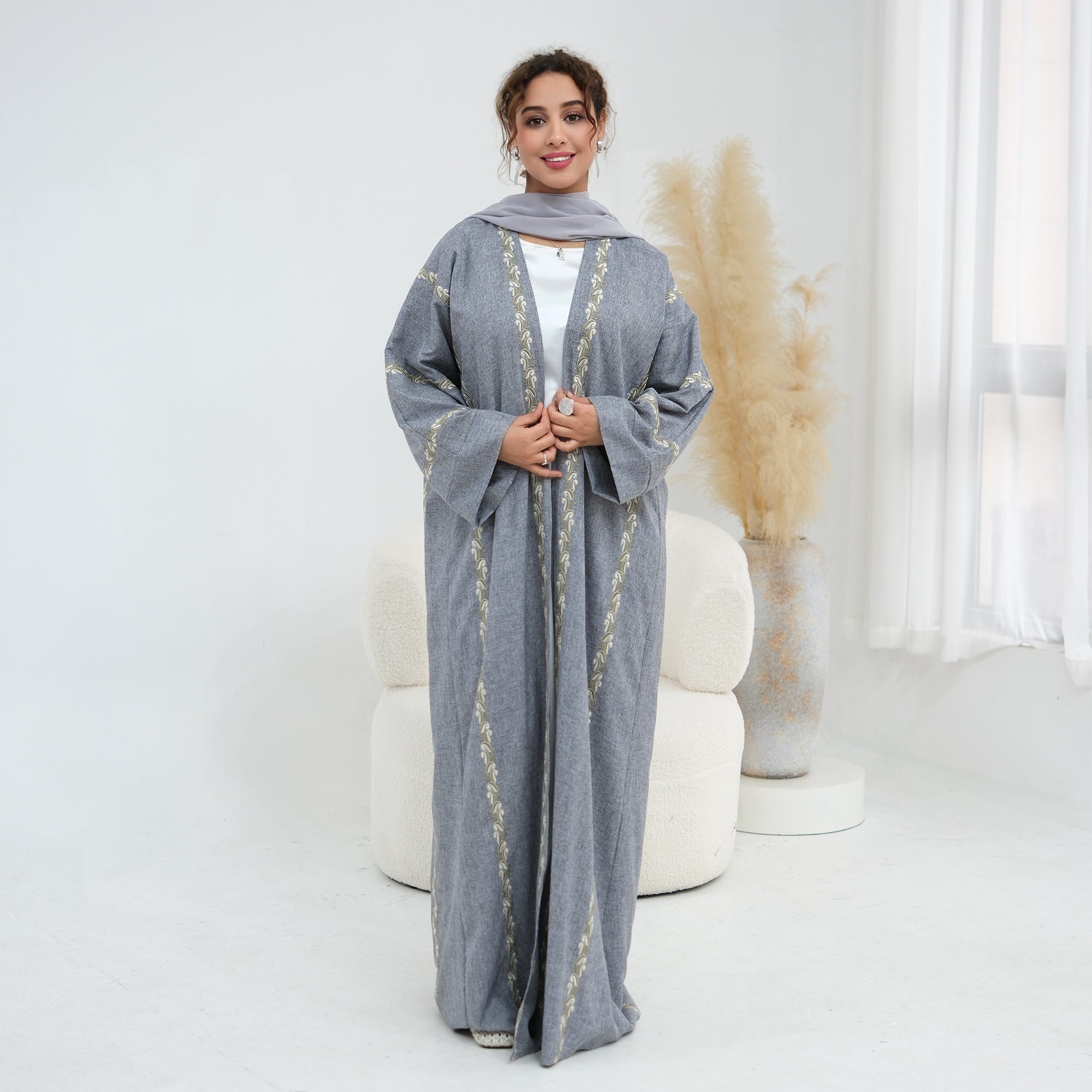 Exquisite large-size embroidered cardigan LR1153headscarf-free