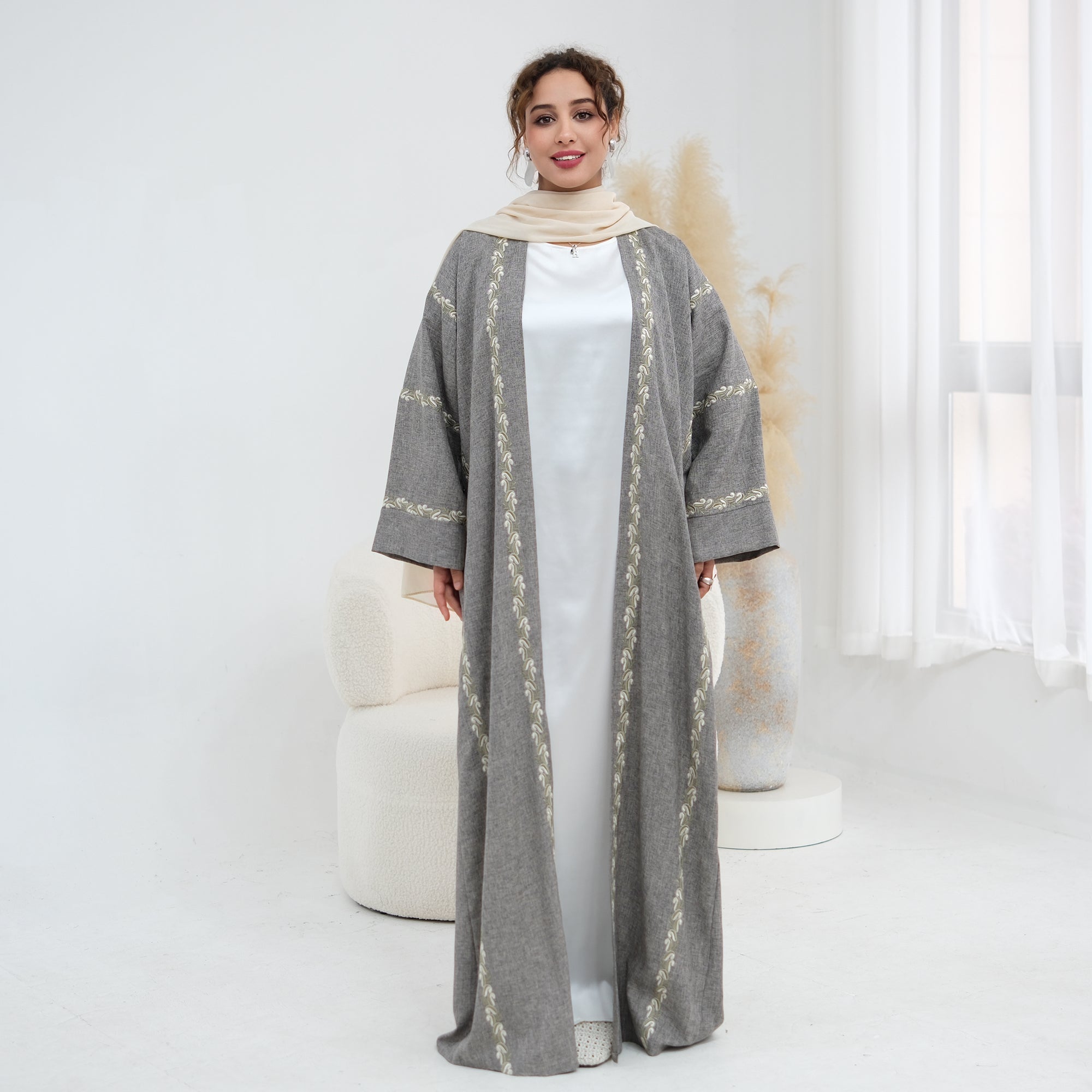 Exquisite large-size embroidered cardigan LR1153headscarf-free