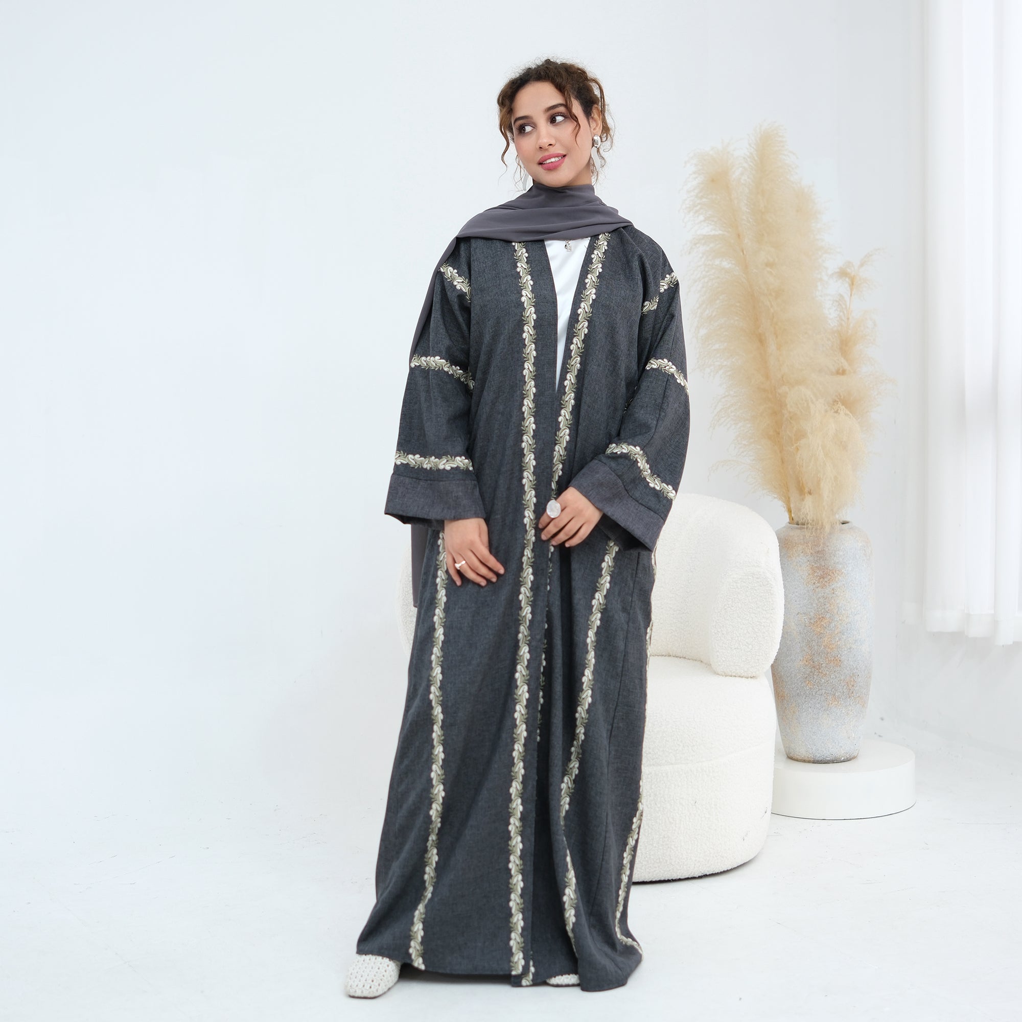 Exquisite large-size embroidered cardigan LR1153headscarf-free