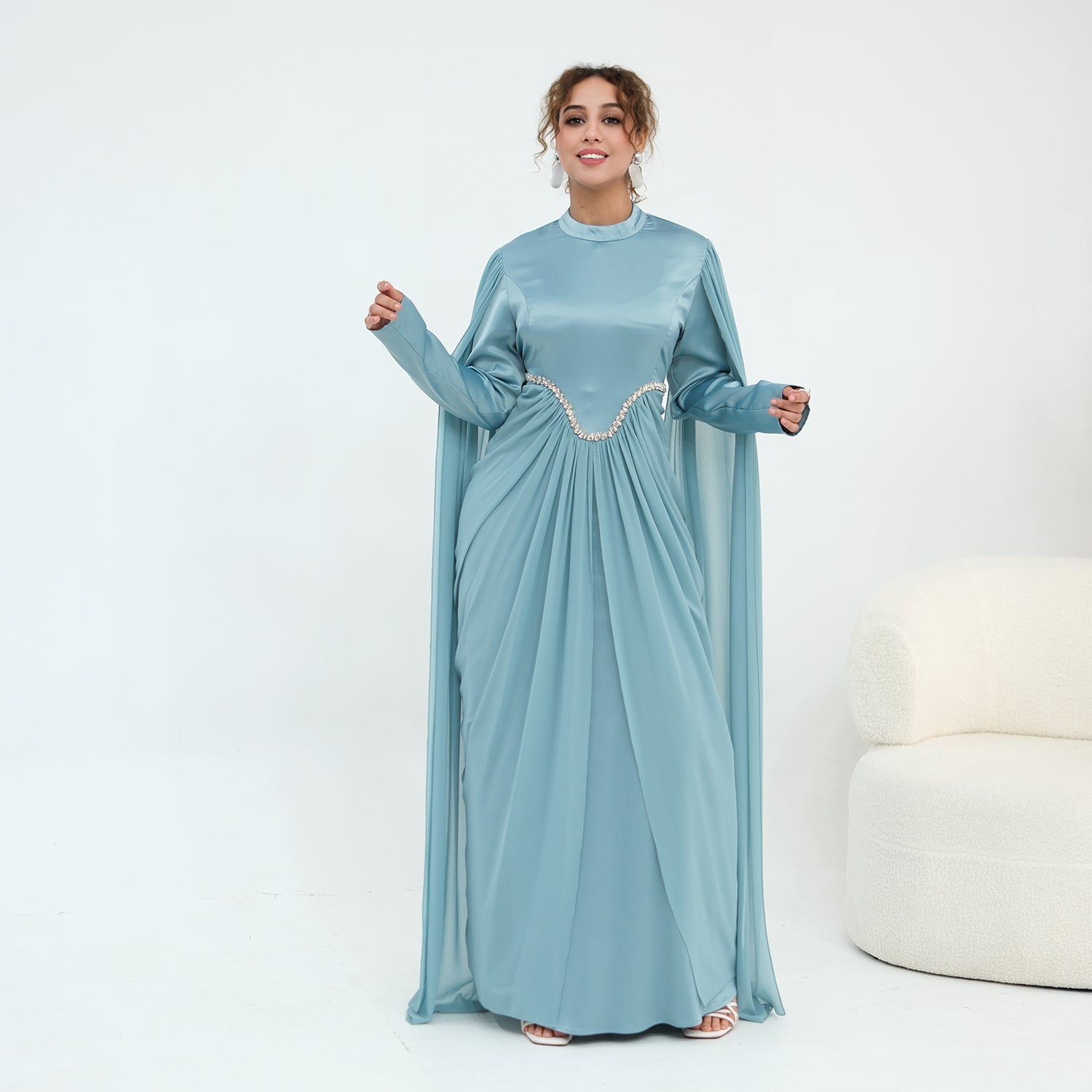Long-sleeved dress with small high collar and diamond embellishment LR1168