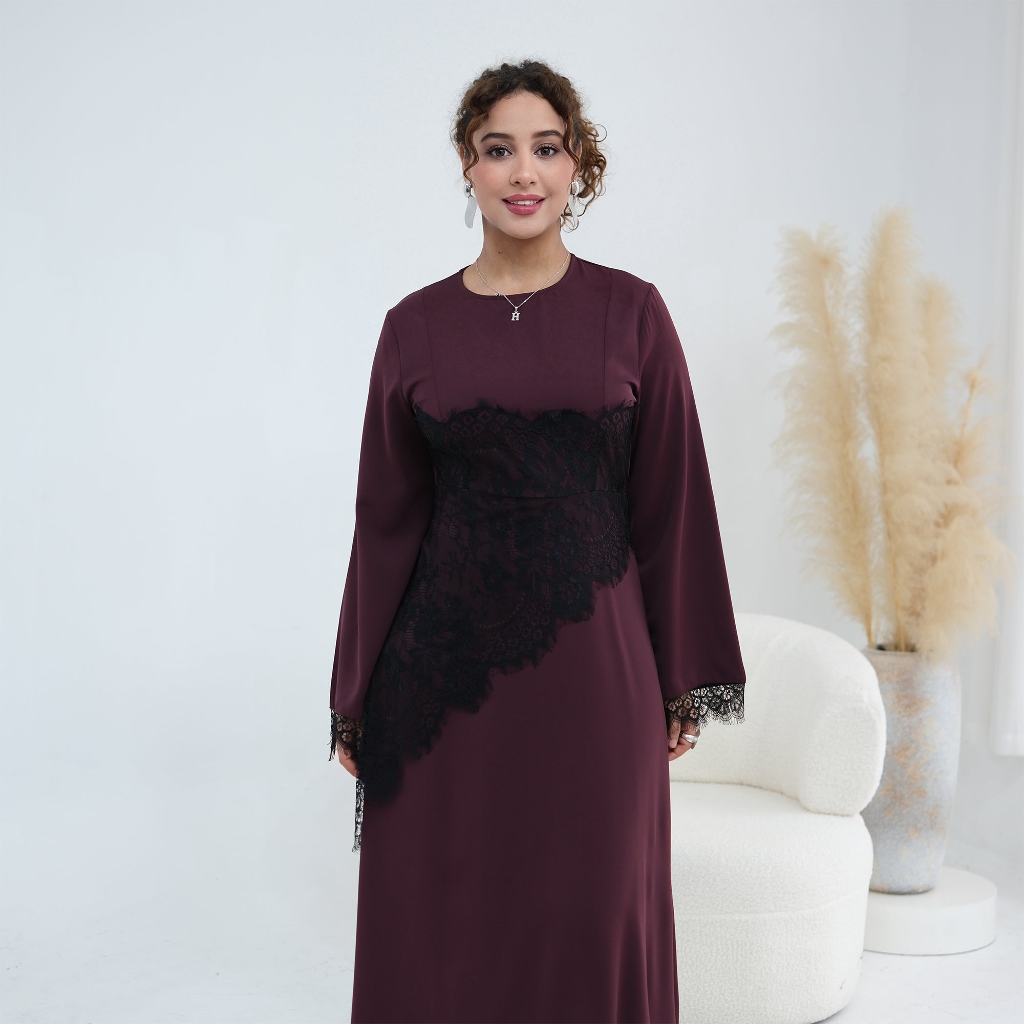 Loriya's new large-size long-sleeved lace-trimmed fitted waist dress LR1174