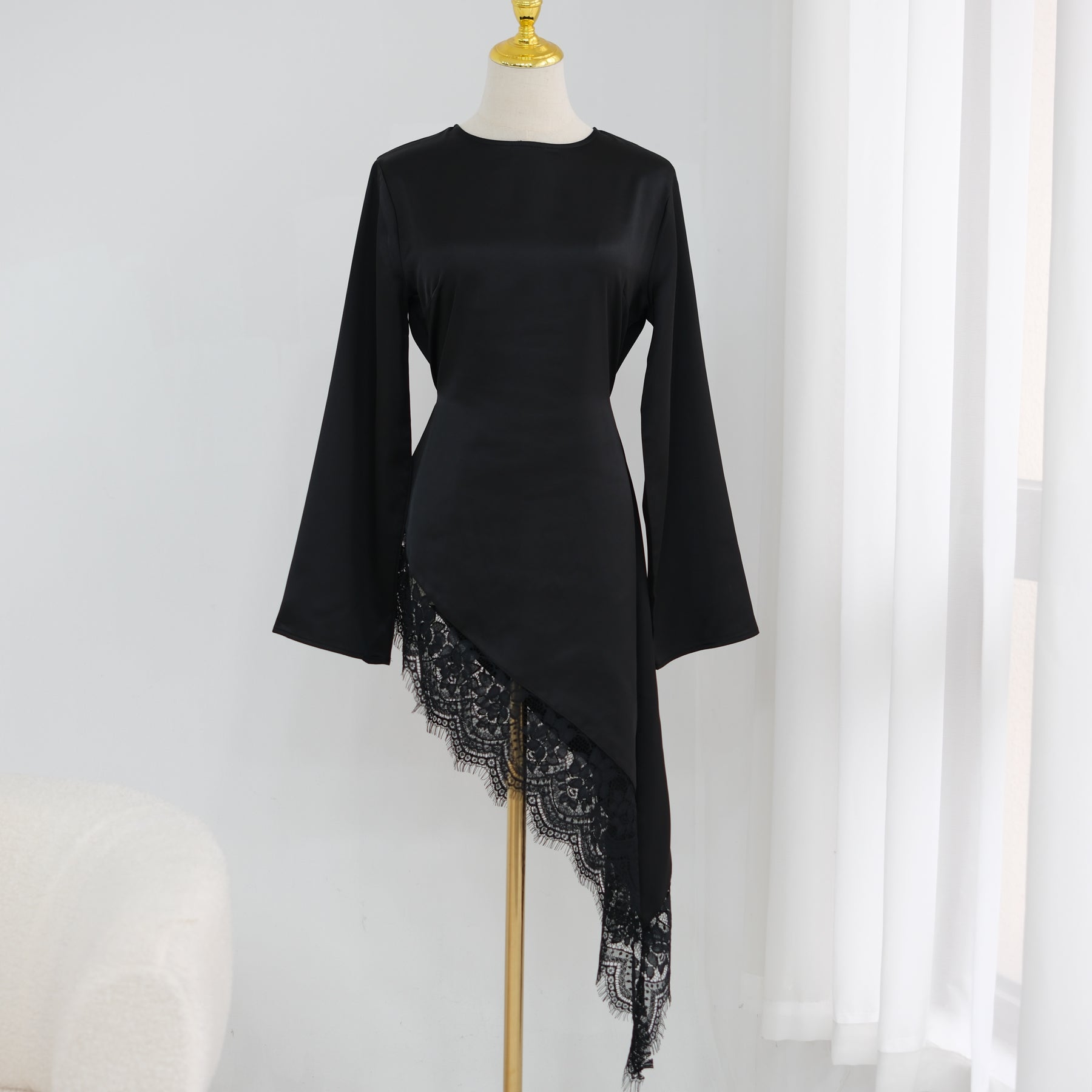 Large-size long-sleeved fashion lace patchwork long top LR1180
