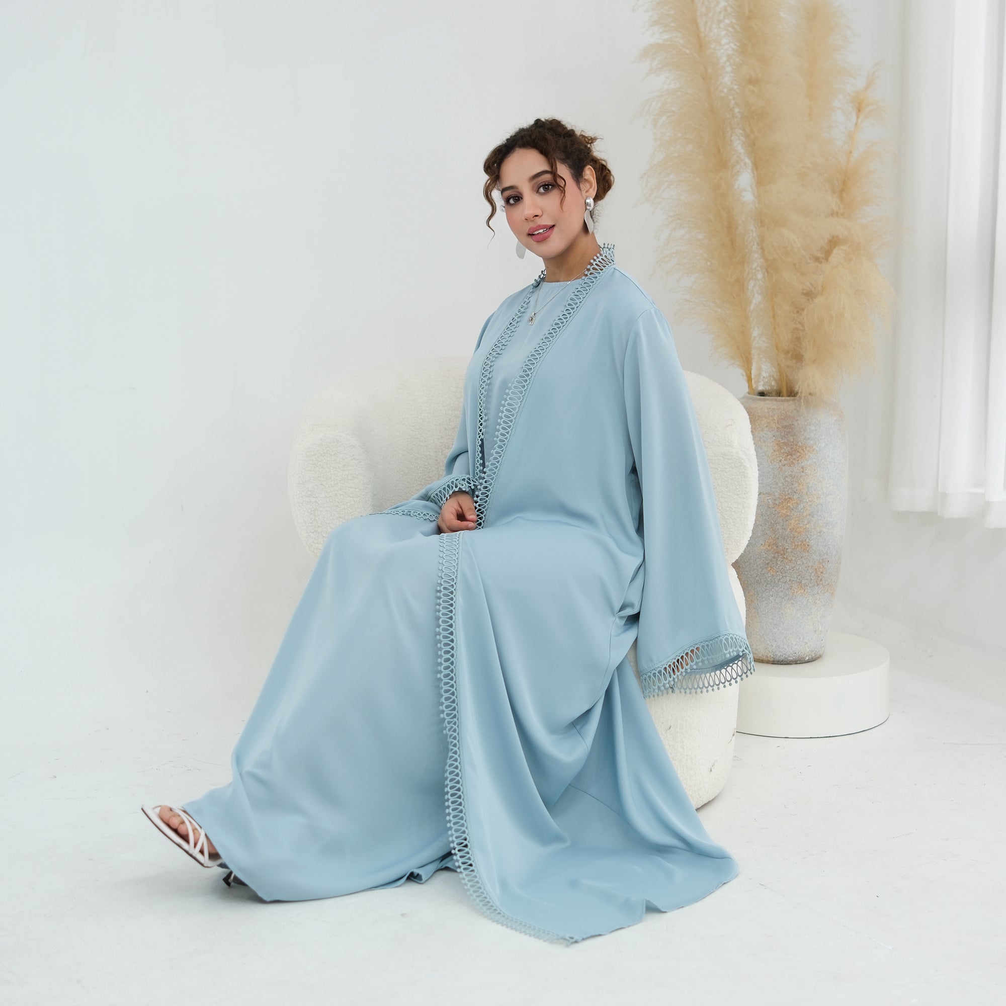 Stylish large-size lace-trimmed cardigan + two-piece set LR1182 as an undergarment