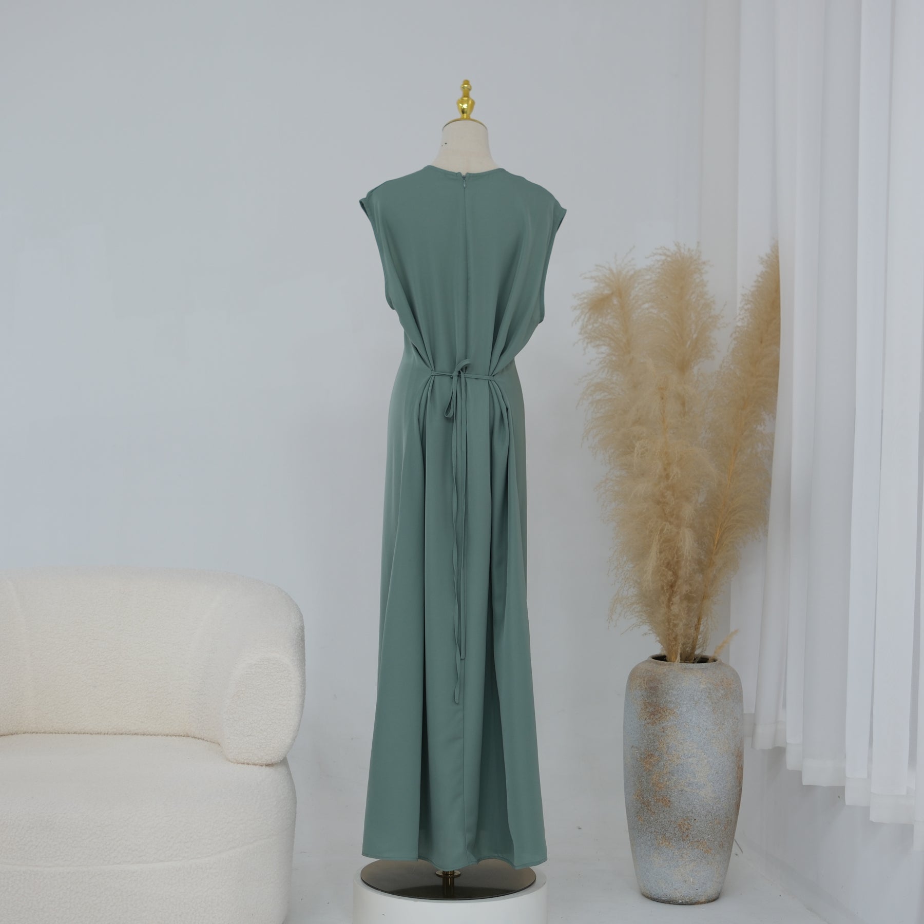 Two-piece set: large-size lace-spliced cardigan + matching dress, LR1184